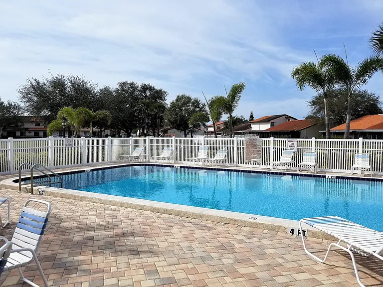 7360 Ulmerton Rd #4D-1 — Photo 11