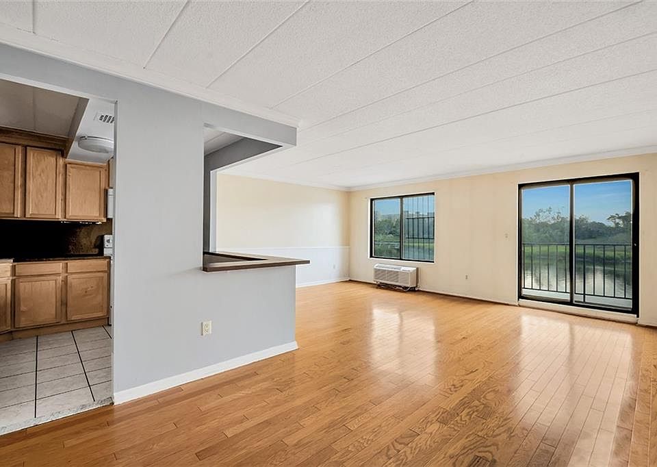 1st image of 108-31 Seaview Ave #35C