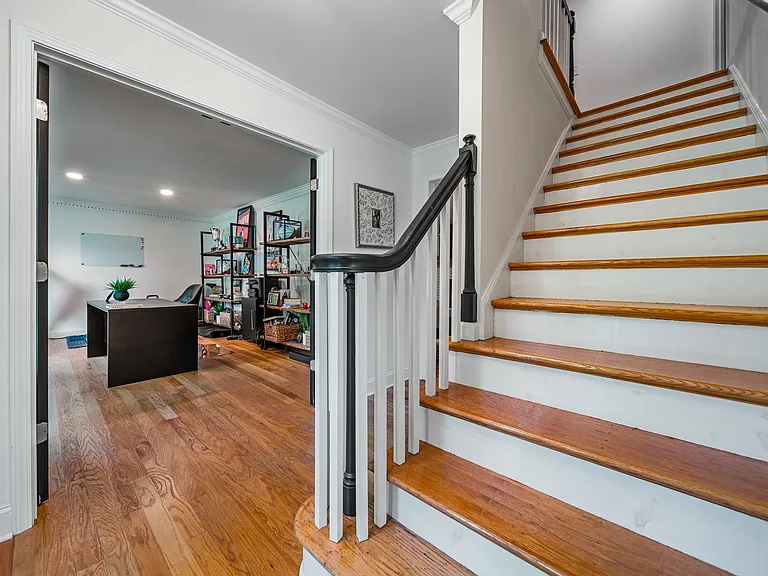 6616 Valley Dr — Photo 21