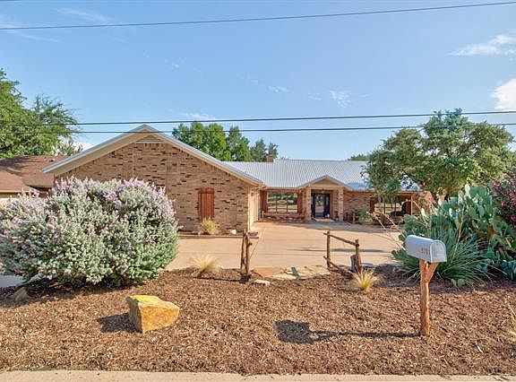 2nd image of 5701 Choctaw Dr