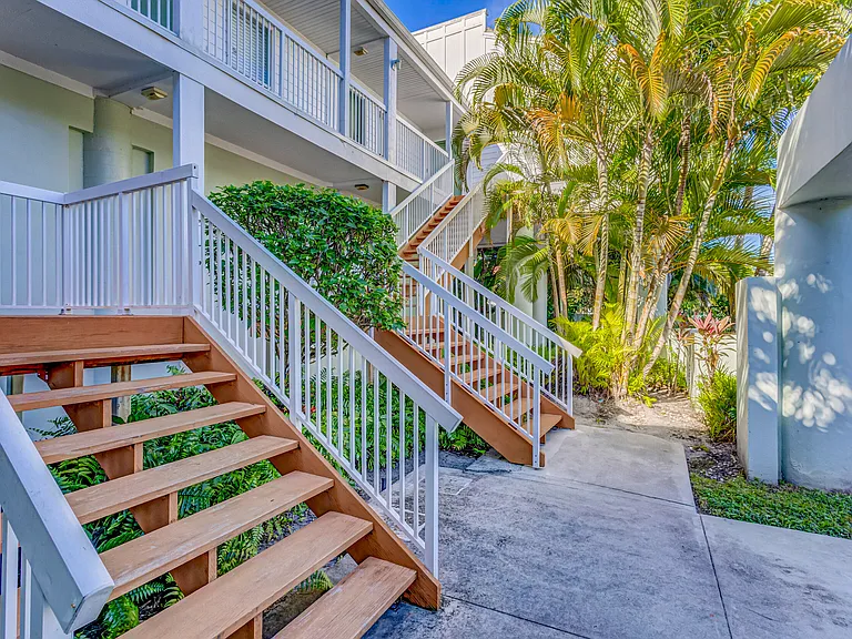 296 Cypress Point Dr — Photo 45