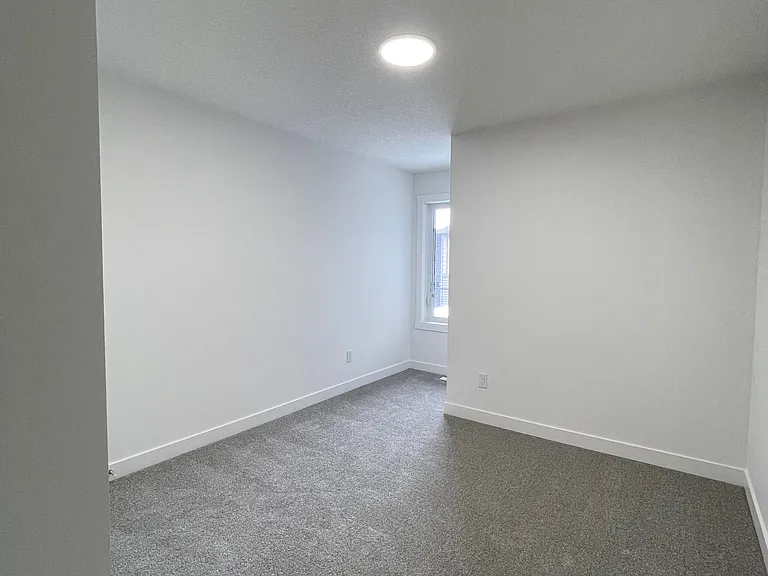 2710 66th St SW — Photo 34