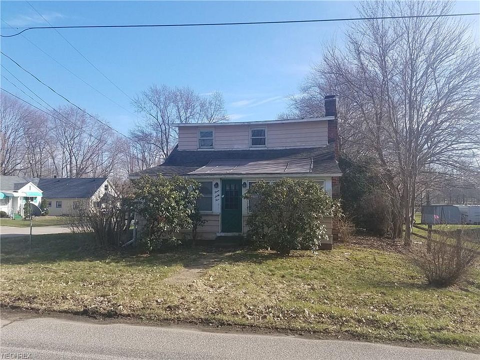 1st image of 365 Fenton Ave