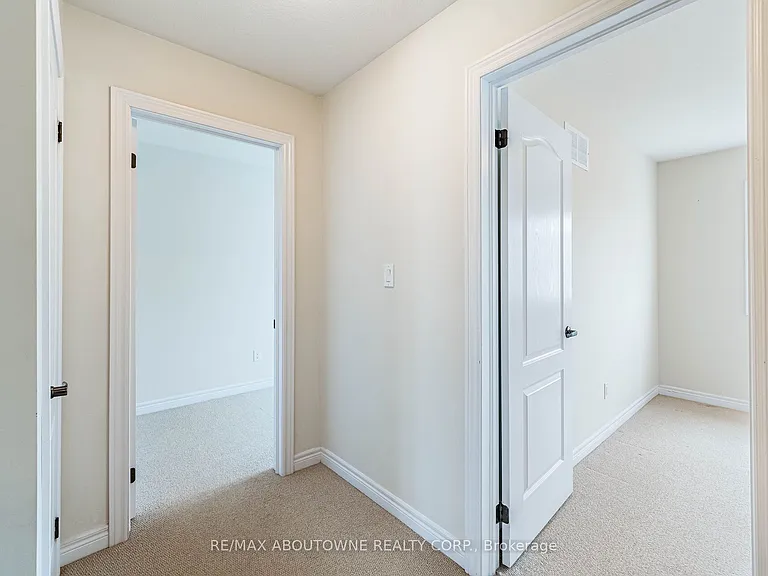 81 Pettitt Dr — Photo 32