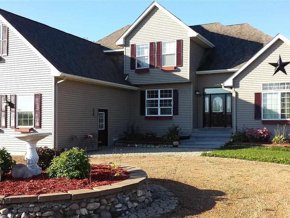 1st image of 25653 208th Ln