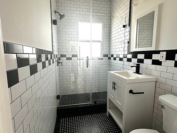 4th image of 7350 Beverly Blvd #10