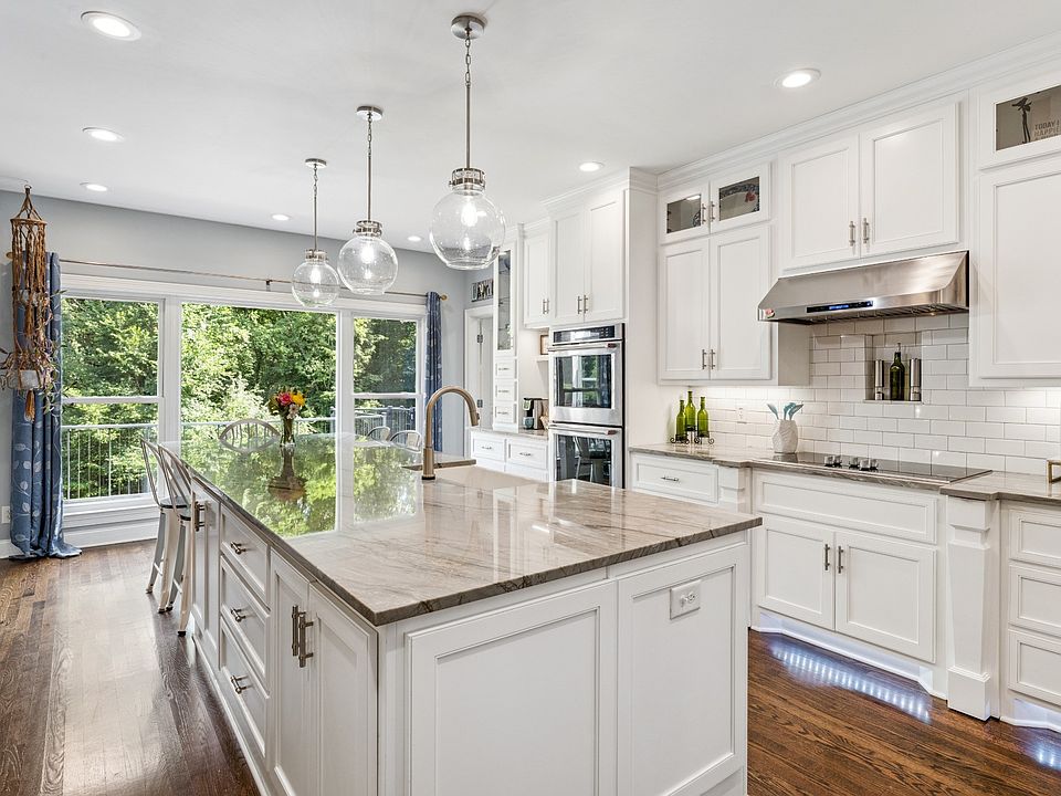 1st image of 238 Ridgewater Way