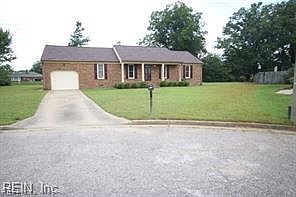 1st image of 700 Lindenbrook Ln