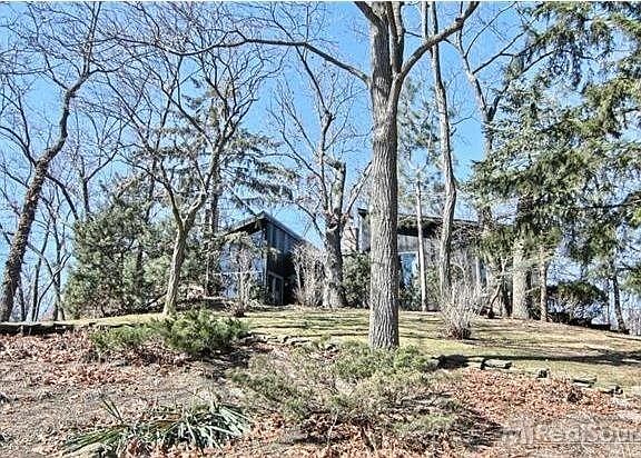 4th image of 365 Pinnacle Ct
