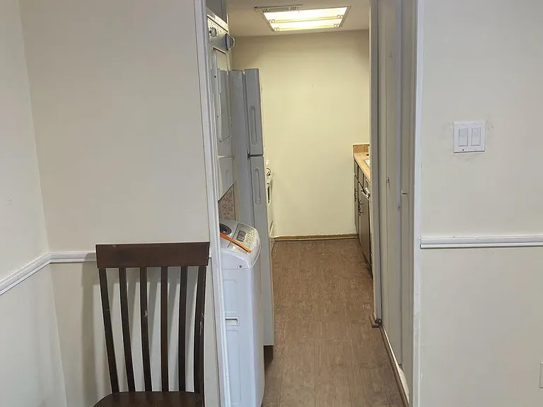 9009 Richmond Ave — Photo 3