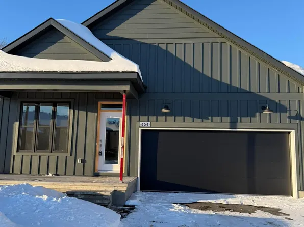 654 Fisher St, North Grenville, ON K0G 1J0