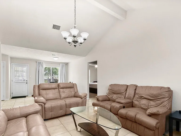 16305 Many Trees Ln — Photo 10