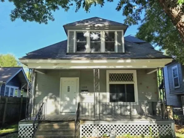 1248 SW Clay St, Topeka, KS 66604