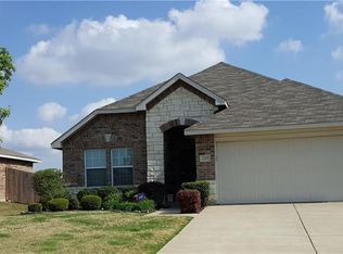 1217 Krista Dr, Burleson, TX 76028