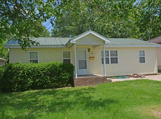 1628 N Old Orchard Ave, Springfield, MO 65803