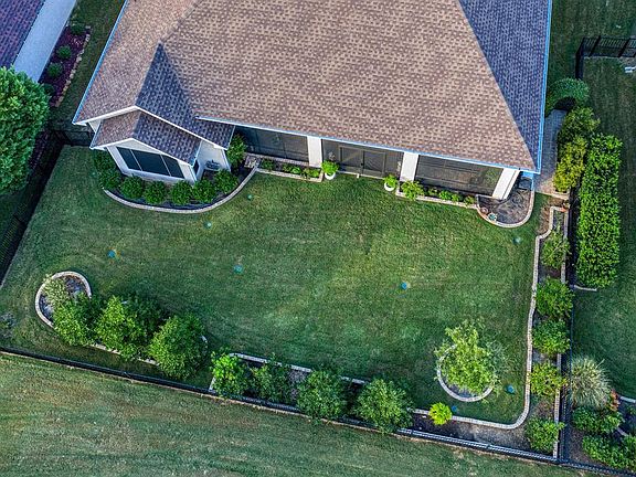 3rd image of 11709 Lynnbrook Dr