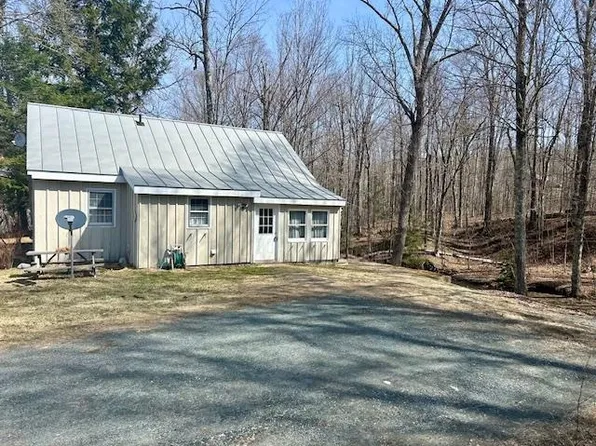 3810 North Road, Royalton, VT 05068