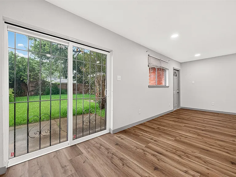 3102 Knotty Oaks Trl — Photo 14
