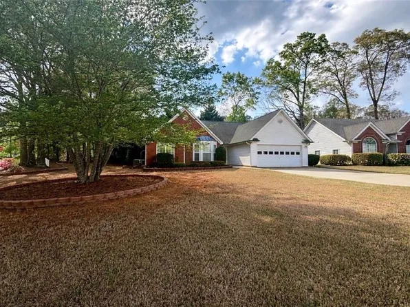 3760 Sugarbrook Dr, Lawrenceville, GA 30044