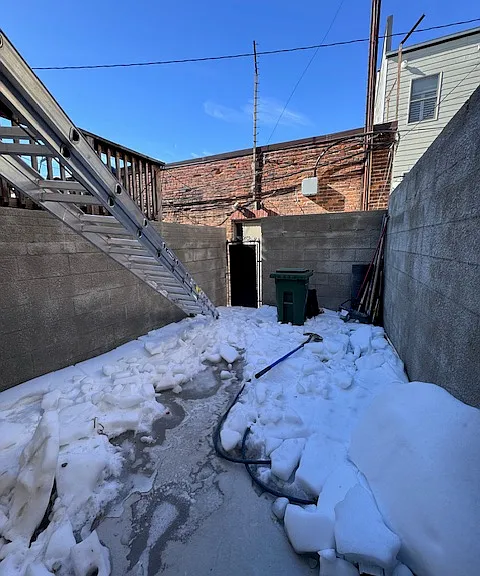 832 S Kenwood Ave — Photo 16