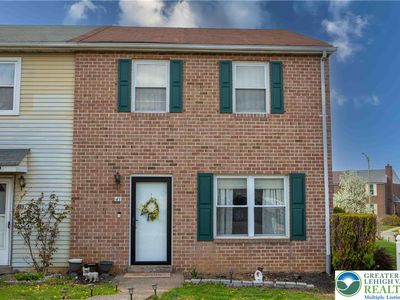 41 Eisenhower Cir, Whitehall, PA, 18052