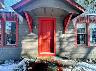 44 Collins St, Hillsdale, NY 12529