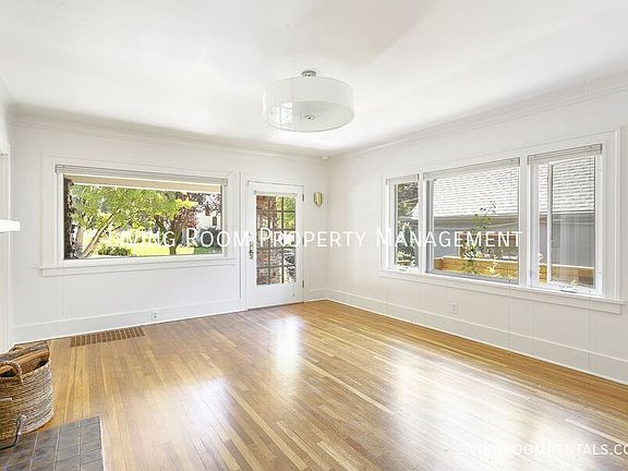 3rd image of 3639 NE 25th Ave