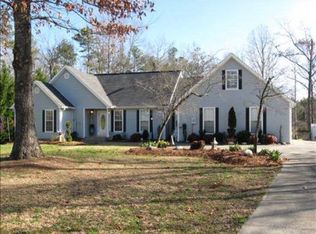 242 Carter Stealey Rd, Chatsworth, GA 30705