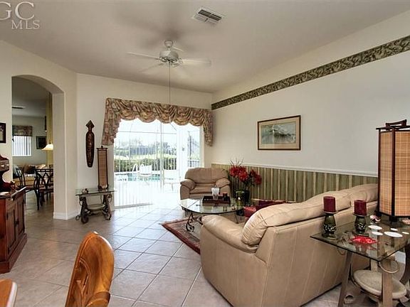 3rd image of 12570 Venicia Dr