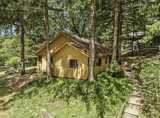 4501 Cornwell Ln, Whitmore Lake, MI 48189