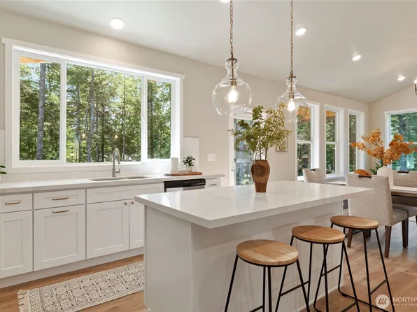 50 E Blackberry Lane, Union, WA 98592