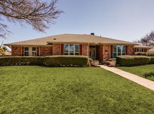 16826 Thomas Chapel Dr, Dallas, TX 75248