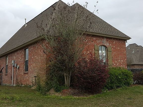 3rd image of 30977 Concord Dr