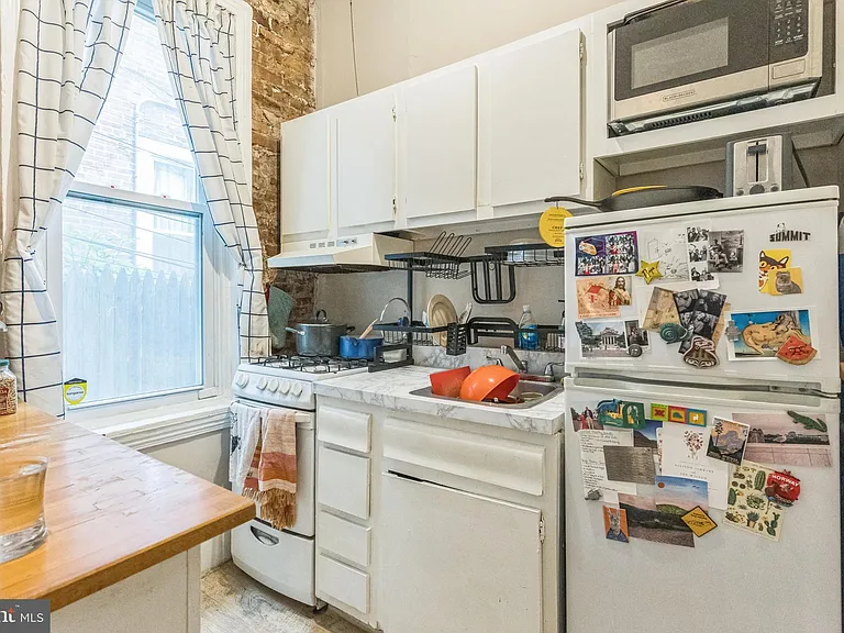2316 Spruce St #1R — Photo 9