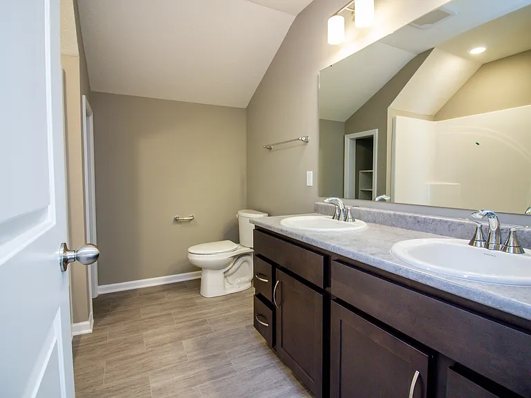 14387 Rimini Cv — Photo 35