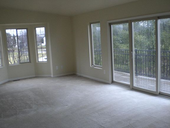 4th image of 38390 Country Club Dr #1