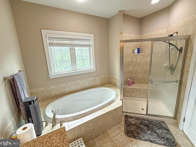 21268 Park Grove Ter — Photo 28