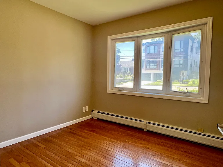 2240 Jones Rd — Photo 15