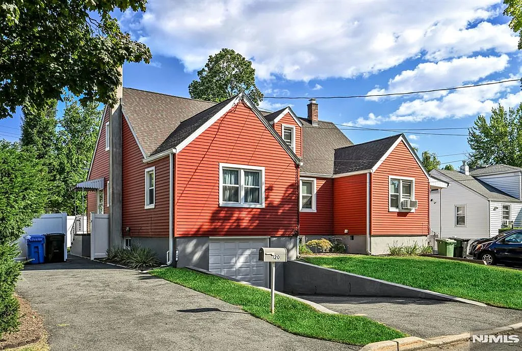 1 bed, $2,500 — Photo 1