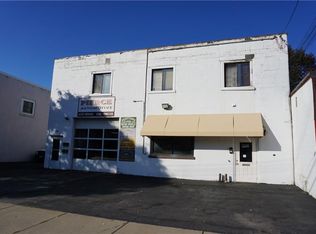 221 W Commercial St, East Rochester, NY 14445