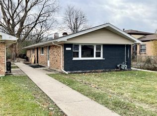 220 W 155th St, Harvey, IL 60426
