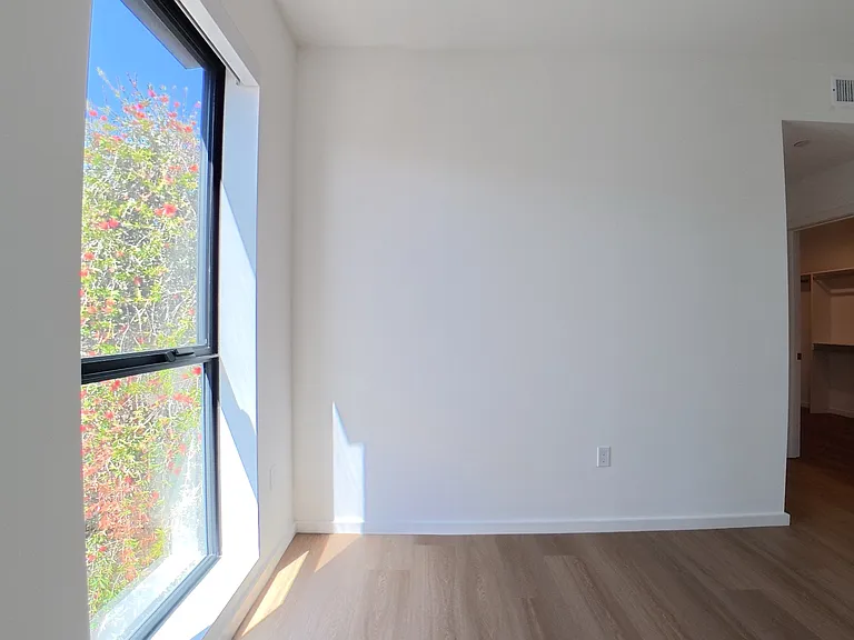 5119 Colfax Ave #203 — Photo 29