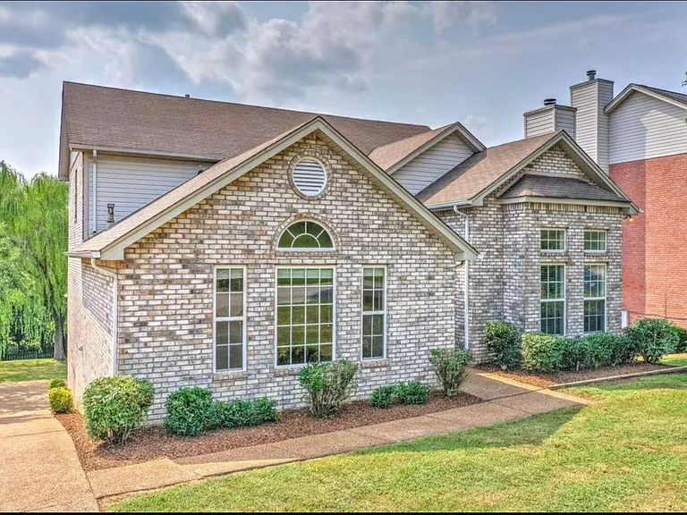 7317 River Bend Rd — Photo 2
