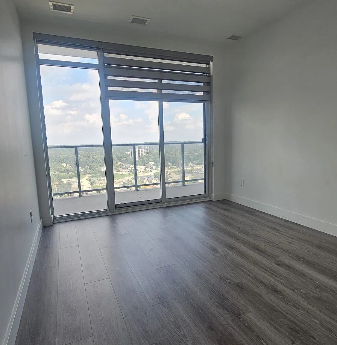 2 bed, $2,500 — Photo 4