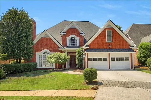 312 Declaire Way NE Photo 1