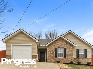 1212 Elisha Ct, La Vergne, TN 37086