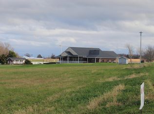 13813 Redfield Dr, Eugene, MO 65032