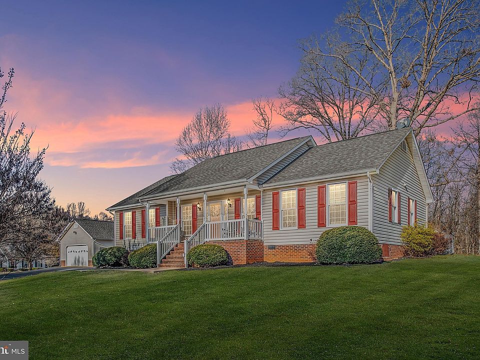 1st image of 5807 Dogwood Tree Ln