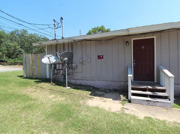 5207 Charbar Dr APT B, Pensacola, FL 32526