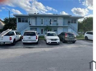 1800 NE 170th St, North Miami Beach, FL 33162